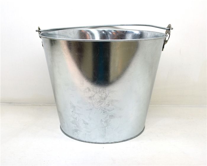 metal beer bucket